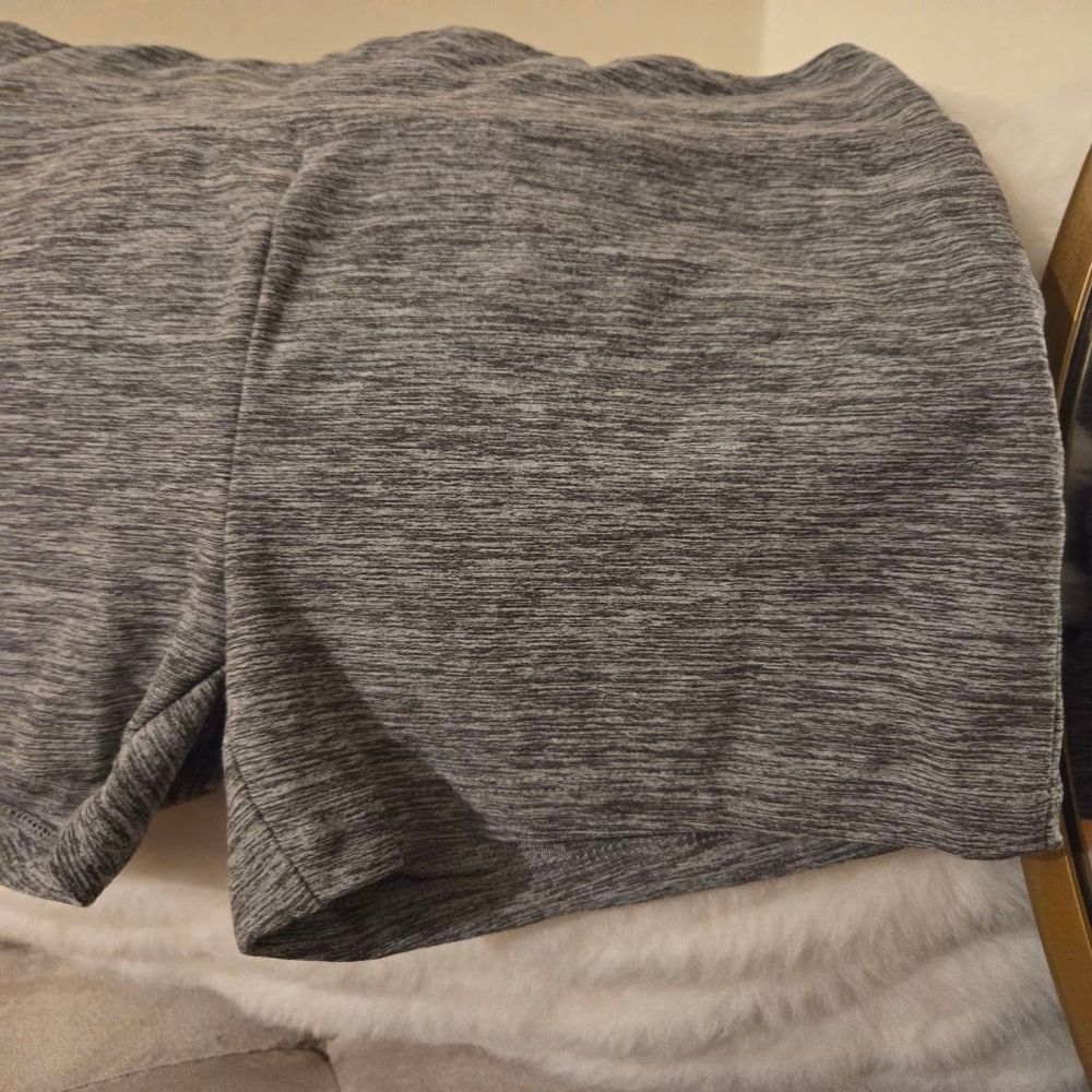 No Boundries grey soft stretchy biker shorts size xs - Picture 5 of 5